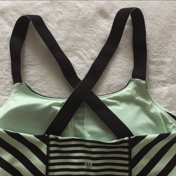 LULULEMON CLASSIC STRIPE MINT TANK TOP - Picture 7 of 10
